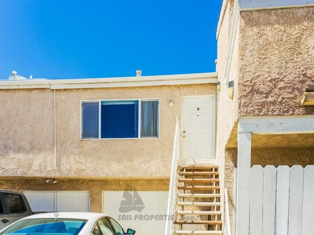 Apartment for rent in Huntington Beach, California
