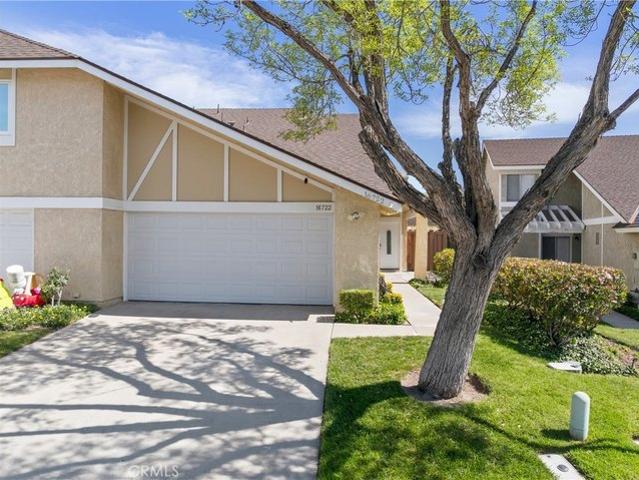 Condo for sale in Canyon Country, California