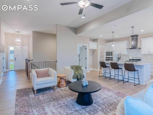 House for sale in Basehor