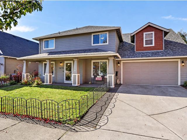 House for sale in Eliot Park, Hood River