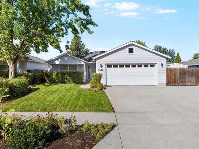 House for sale in Oregonia