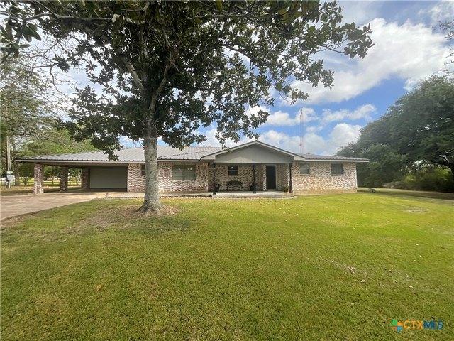 House for sale in Hallettsville, Texas
