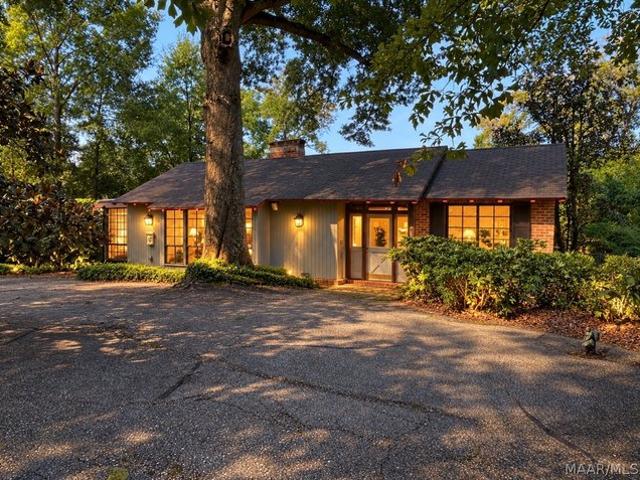 House for sale in Hope Hull, Alabama