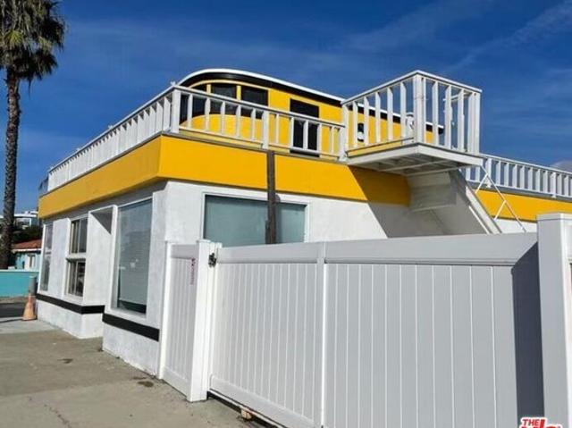 House for sale in Huntington Beach, California