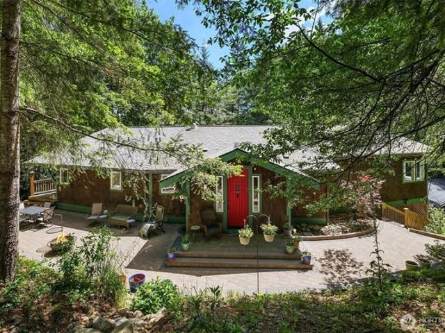 House for sale in Maple Valley, Washington