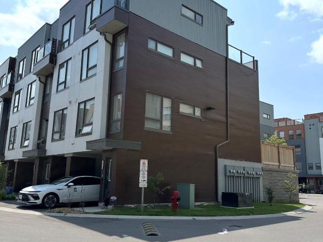 Townhouse for rent in Woburn, Ontario