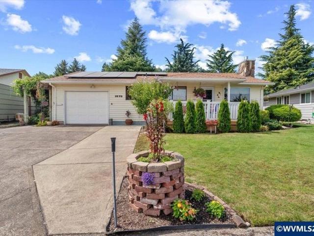 House for sale in Oregonia