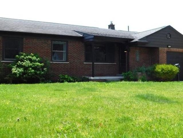 House for sale in Fraser, Michigan