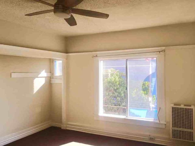 Apartment for rent in Canoga Park, California