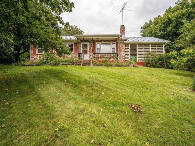 House for sale in Broadway, Rockingham County