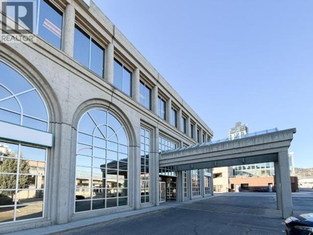 Commercial for rent in Winfield, British Columbia