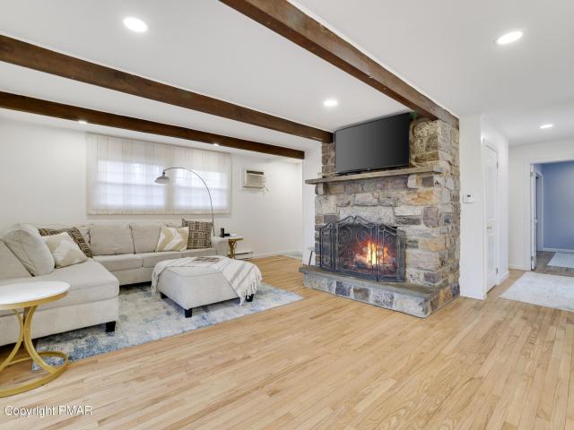 House for sale in Blakeslee, Pennsylvania