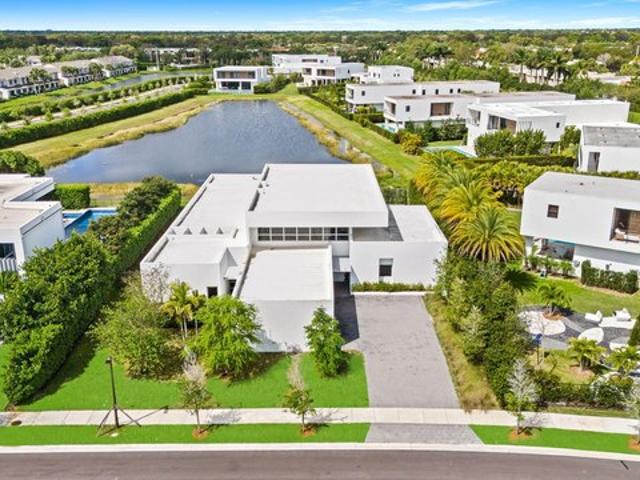 House for sale in Weston, Florida