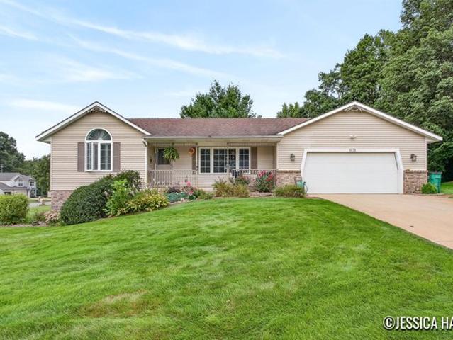 House for sale in Dorr, Dorr Township