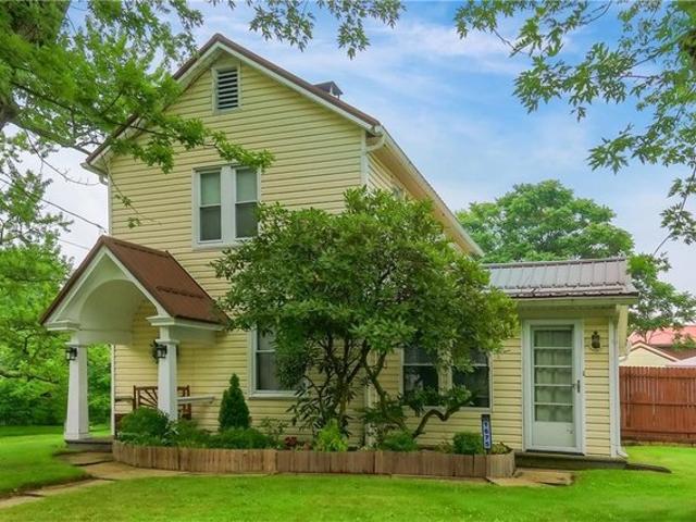 House for sale in Ellwood City, Pennsylvania