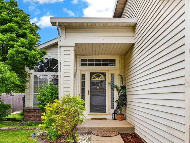 House for sale in Gurnee, Illinois
