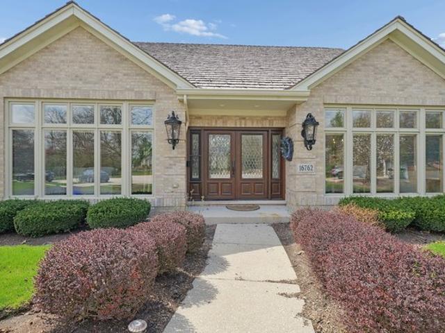 House for sale in Homer Glen, Illinois