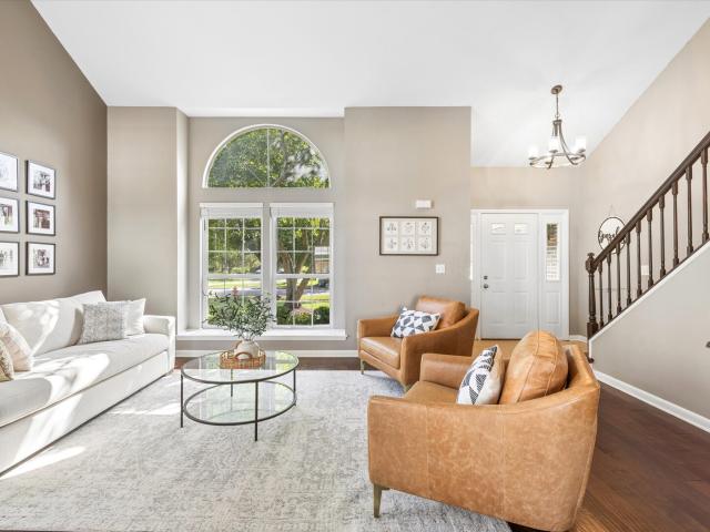 House for sale in Mchenry, Illinois
