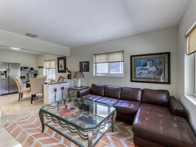 House for sale in Oakland Park, Florida
