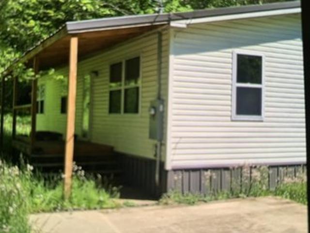 House for sale in Gandeeville, West Virginia