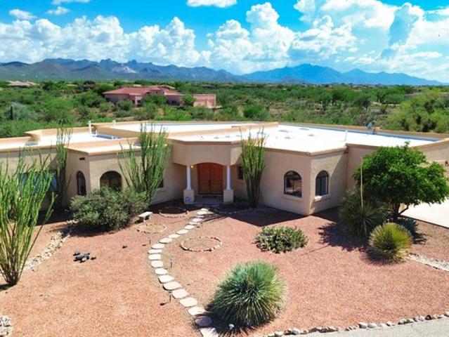 House for sale in Vail, Arizona