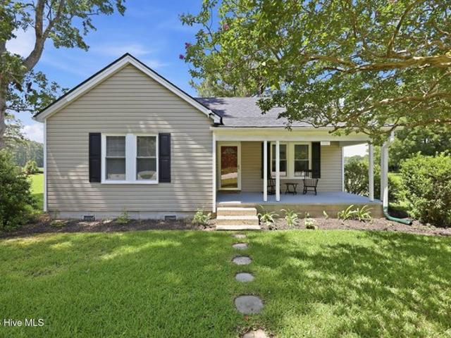 House for sale in Bayboro, North Carolina