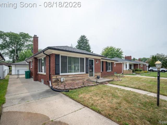House for sale in Eastpointe, Michigan