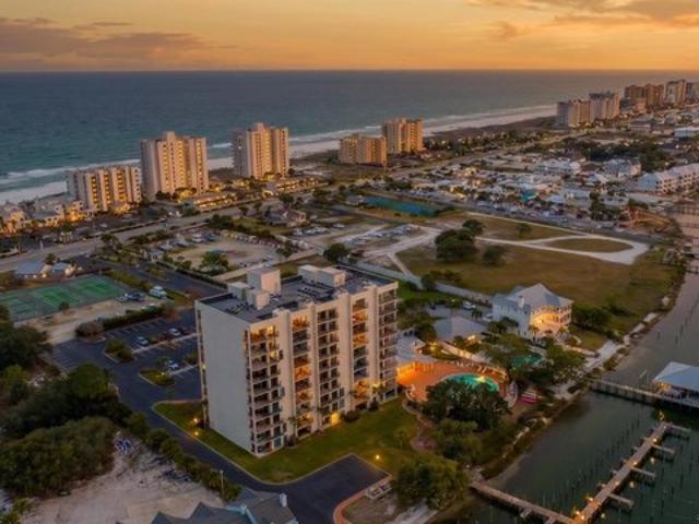 Condo for sale in Pensacola, Florida