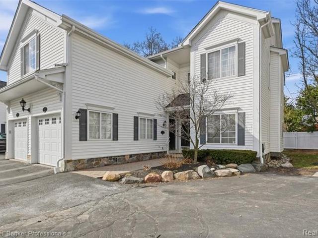 Condo for sale in Plymouth, Michigan