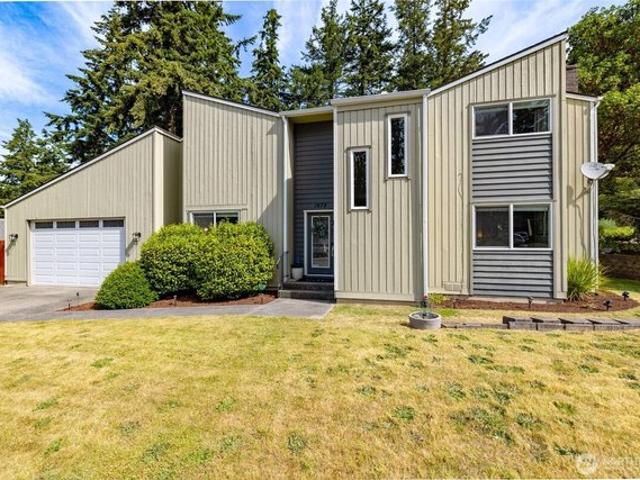 House for sale in Oak Harbor, Washington