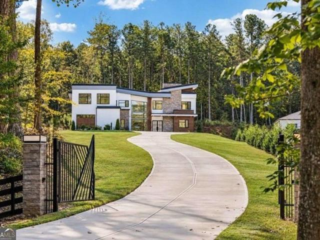 House for sale in Hoschton, Jackson County