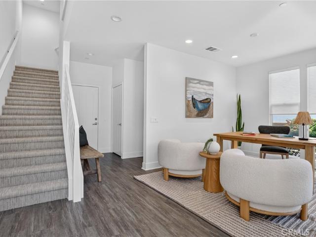 Townhouse for sale in Costa Mesa, California