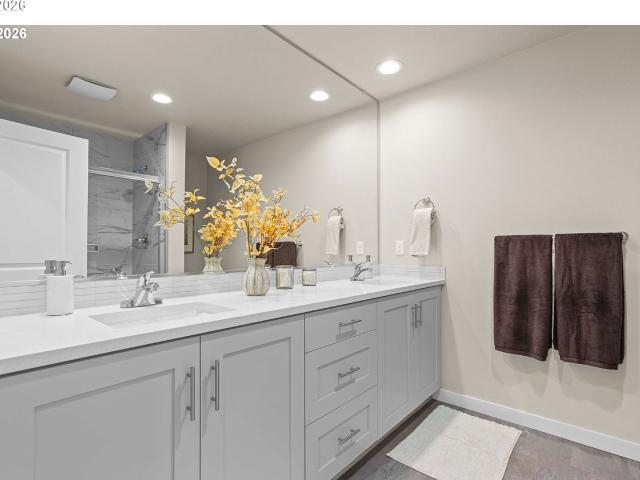 Townhouse for sale in Oregonia