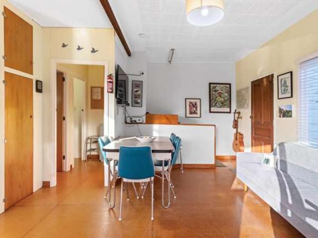 Property for sale in Marlborough