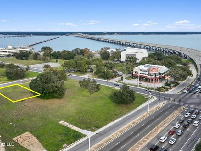 Land for sale in Biloxi, Mississippi