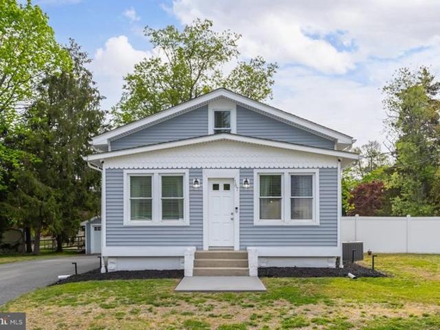 House for sale in Mantua, New Jersey