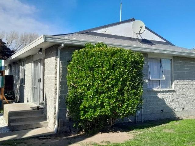 House for rent in Chaslands, Canterbury