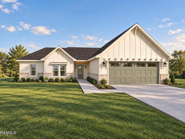 House for sale in Scott, Lafayette Parish