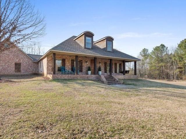 House for sale in Mendenhall, Mississippi