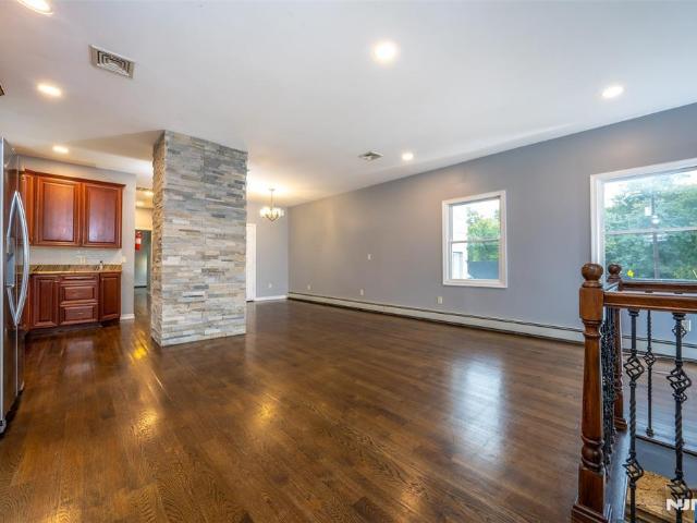 Commercial for sale in Lodi Commercial for sale in Lodi