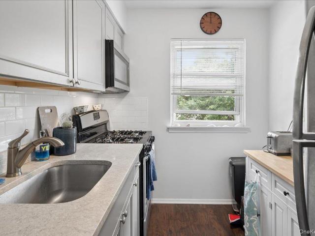 Condo for sale in Pearl River, Rockland County