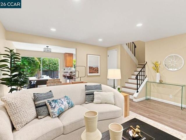 Townhouse for sale in Miramonte Gardens, Moraga