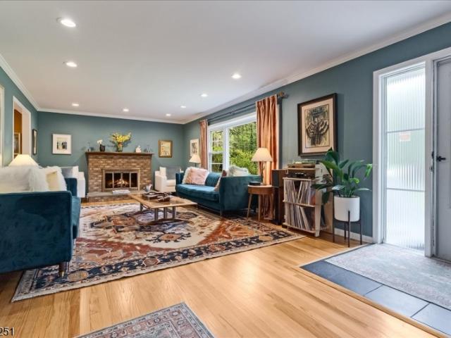 House for sale in New Providence, New Jersey
