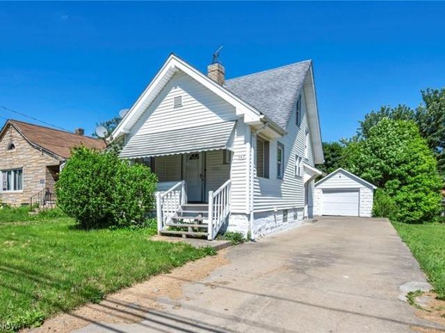 House for sale in Youngstown, Ohio