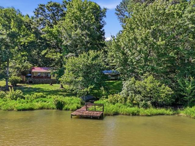 House for sale in Jackson, Georgia