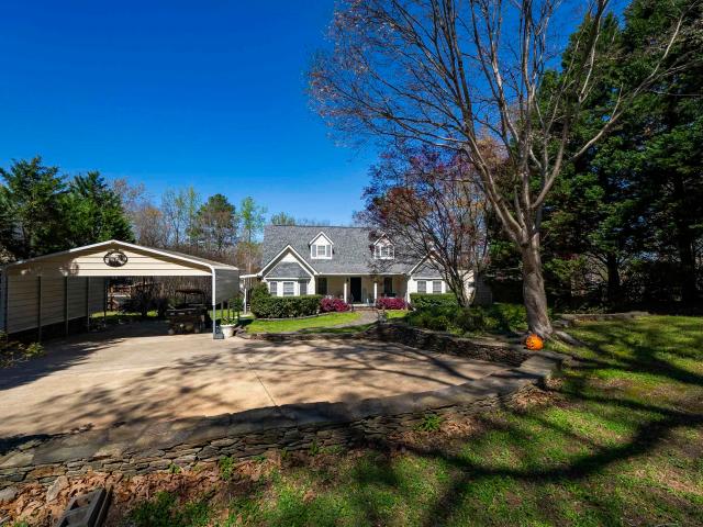 House for sale in Prosperity, South Carolina