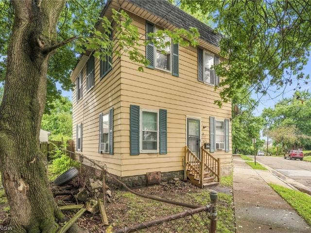 House for sale in Summit, Ohio
