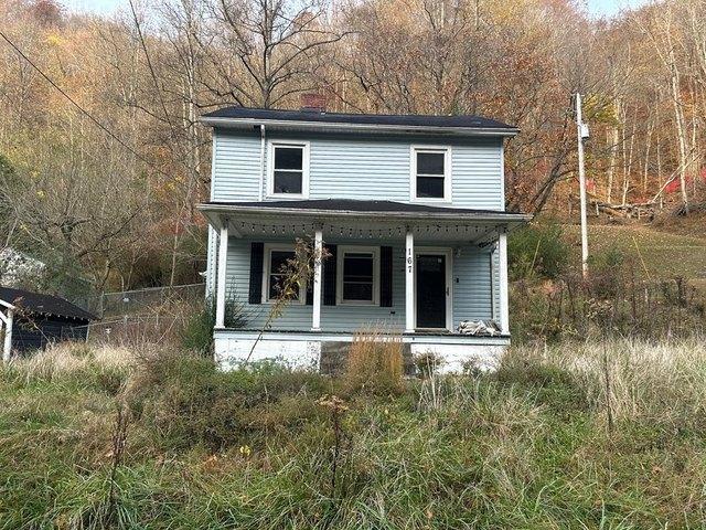 House for sale in Betsy Layne, Kentucky
