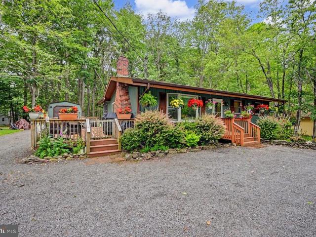House for sale in Blakeslee, Pennsylvania