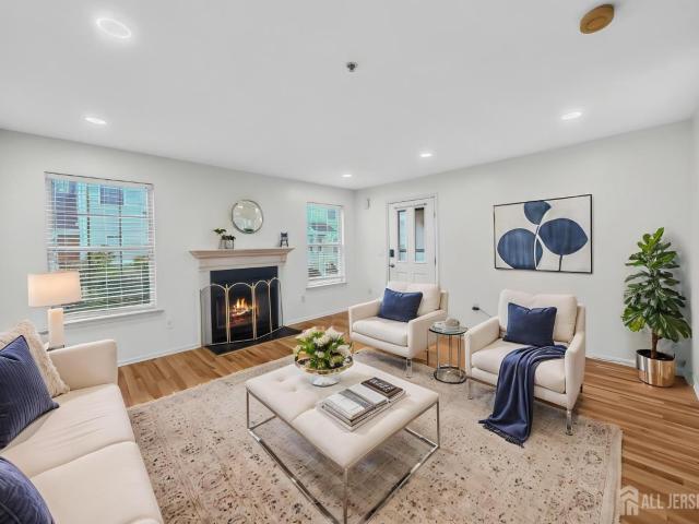 Townhouse for sale in Piscataway, New Jersey